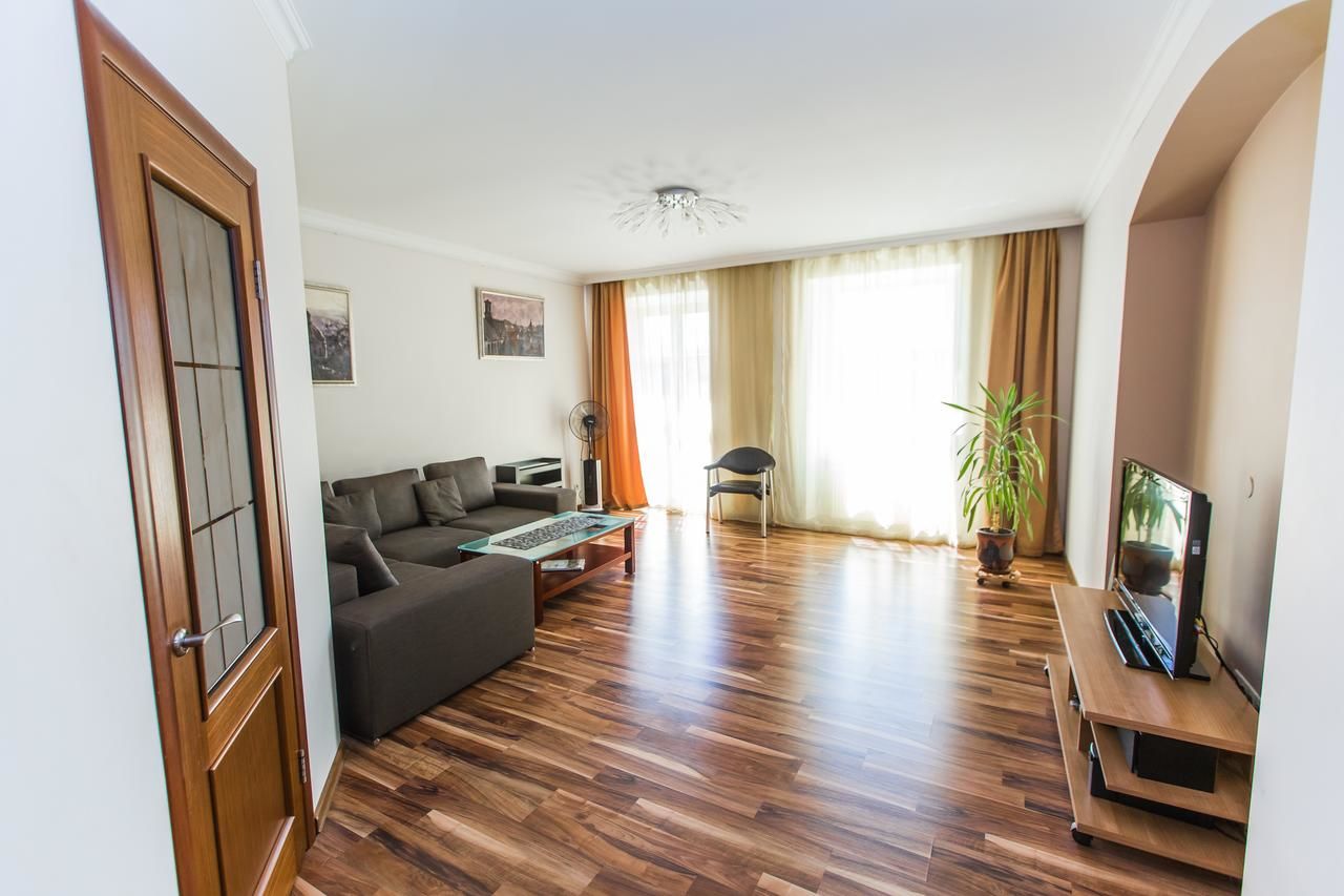 Апартаменты Apartments in the center of Lviv Львов-20